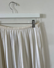 Load image into Gallery viewer, Pleated Skirt

